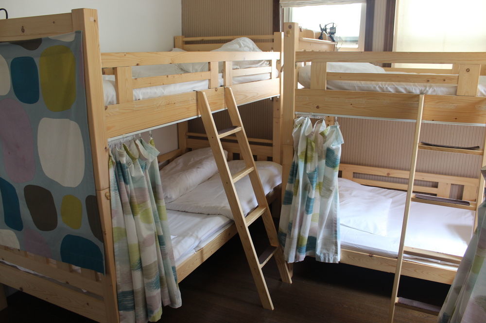 IZA Kamakura Guest House&Bar Bagian luar foto